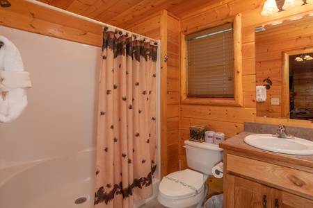om cabin rental located in Pigeon Forge