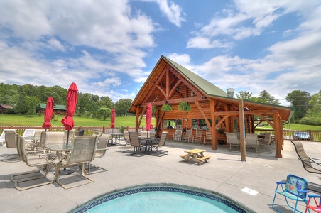 Resort for Moonbeams & Cabin Dreams, a 3 bedroom cabin rental located in Pigeon Forge