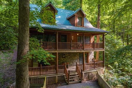 at bear creek a 4 bedroom cabin rental located in pigeon forge