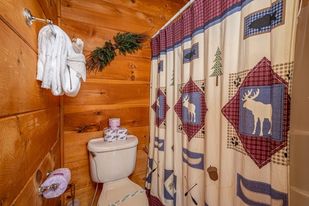 Main floor bathroom at American Dream, a 2 bedroom cabin rental located in Gatlinburg