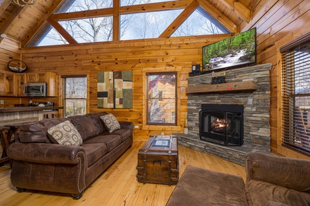 at bear pause cabin a 3 bedroom cabin rental located in gatlinburg