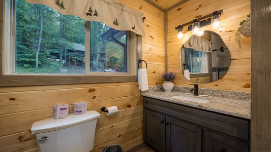 at swish splash lodge a 4 bedroom cabin rental located in gatlinburg