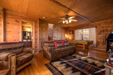 Livingroom seating at Sunny Side Up, a 2 bedroom cabin rental located in Gatlinburg