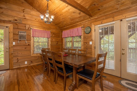 Dining Table for 8 at Tammy's Place At Baskins Creek