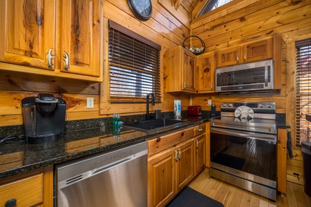 at bear pause cabin a 3 bedroom cabin rental located in gatlinburg