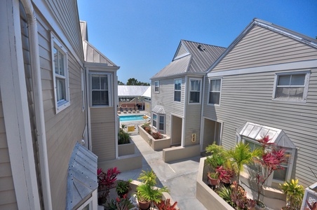 Artist Condo @ Duval Square #7
