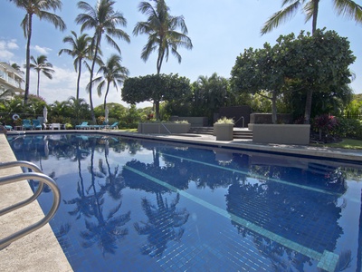 Vista Waikoloa Pool