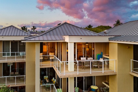 Vistas features spacious lanais and open layouts.