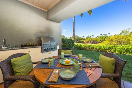 Covered lanai with BBQ