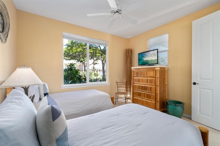 Guest Bedroom Downstairs