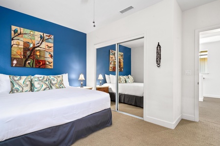 Guest bedroom with queen bed