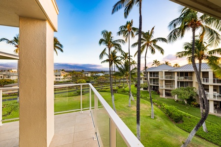 Large lanai offers amazing views.