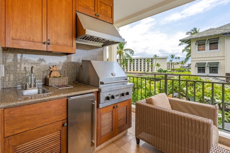 Step onto your private balcony and fire up the grill. Your outdoor kitchen awaits, complete with everything you need for alfresco dining.