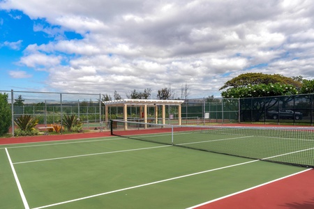 Tennis court for guest use