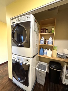 Washing machine and dyer