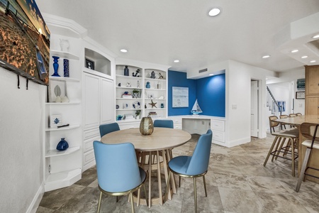 20 BREAKFAST AREA MLS