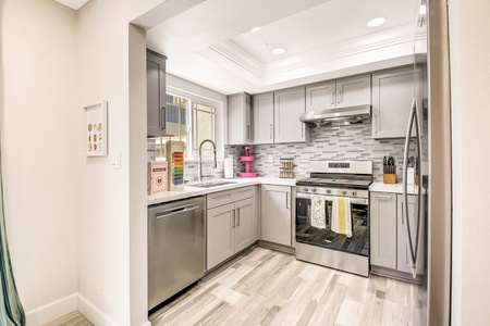 12 KITCHEN-2 FULL SIZE