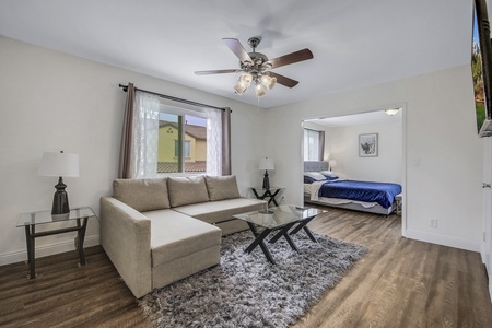 26 MASTER LOUNGE ROOM FULL SIZE