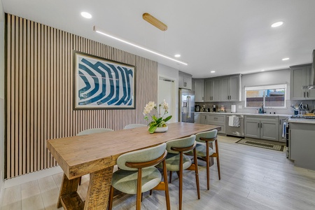 10 DINING MLS