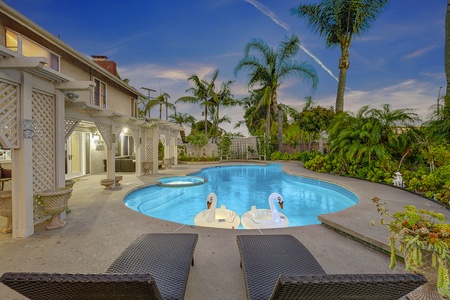 05 POOL MLS