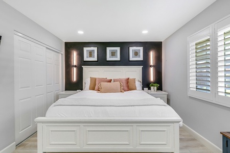 26 MASTER BED MLS