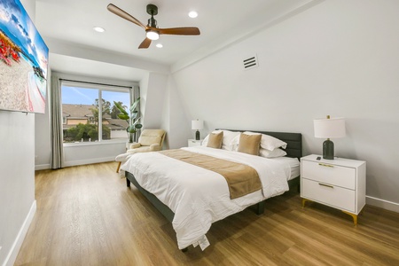 33 BEDROOM MLS