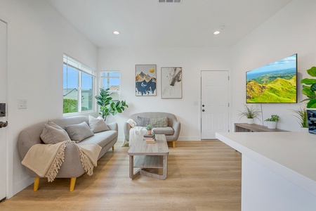 WE12-ST1- Modern Home