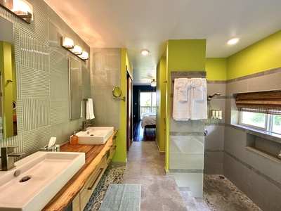 Master Bathroom (shower)