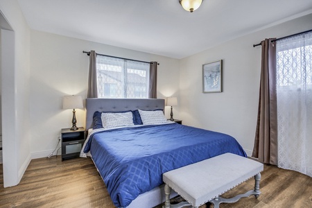 22 MASTER BED FULL SIZE