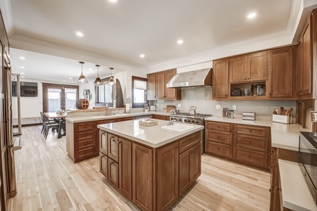 19 KITCHEN FULL SIZE