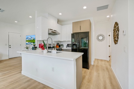 09 KITCHEN MLS