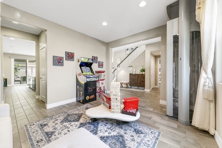 05 GAME ROOM FULL