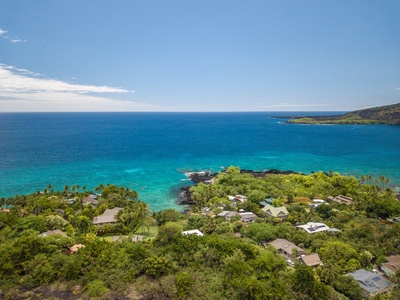 Manini Beach, Captain Cook