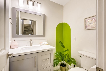 16 POWDER ROOM FULL SIZE