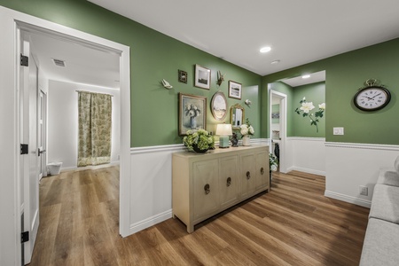 33 HALLWAY MLS
