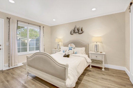 16 MASTER BED FULL SIZE