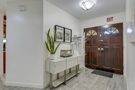 HB22-ST1 - Cozy HB home