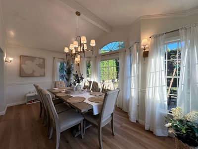 AN6-ST1- Anaheim Modern Farmhouse w/ Playground and Jacuzzi