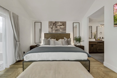 22 MASTER BED FULL