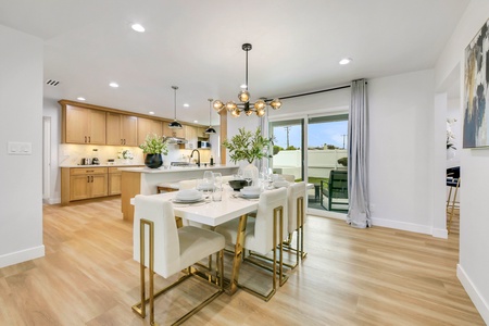 08 DINING MLS