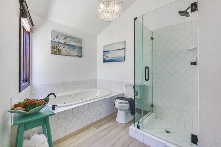 34 MASTER BATH FULL SIZE