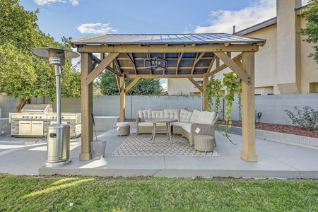 35 PATIO FULL SIZE
