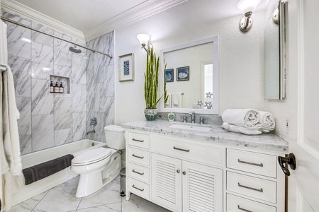 42 BATHROOM MLS