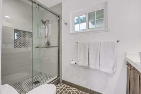 18 MASTER BATH FULL SIZE