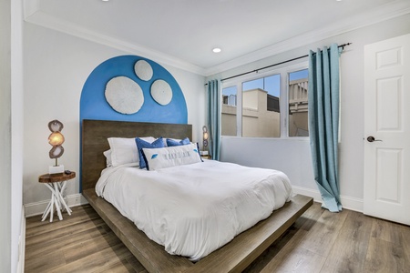 34 BEDROOM MLS