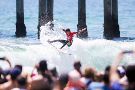 Surfing 