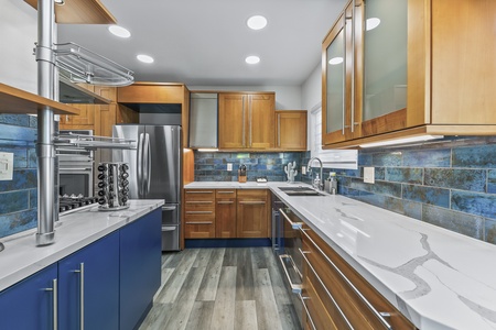 42 KITCHEN FULL