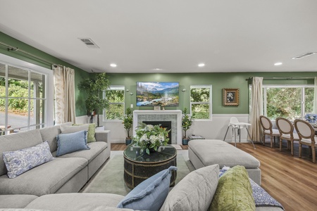 35 LIVING MLS