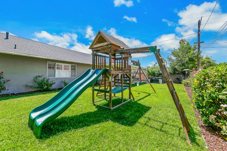 40 BACKYARD MLS