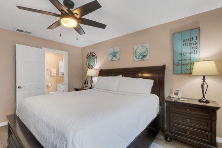 Spacious Master Bedroom With Ensuite Bathroom